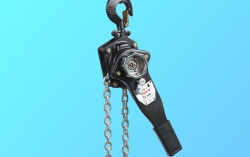 手扳葫蘆用于管廊內(nèi)電纜安裝